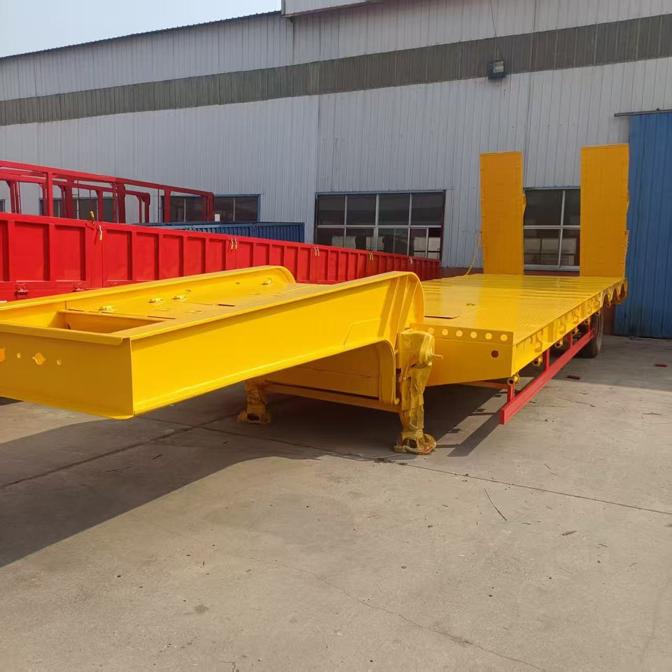 Low bed trailer - Semi-trailer: picture 1 Low bed trailer - Semi-trailer: picture 1