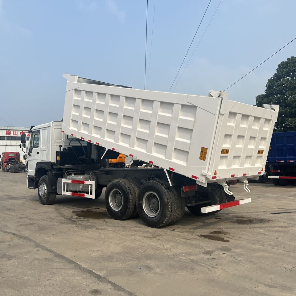 Sinotruk Howo - Tipper: picture 3 Sinotruk Howo - Tipper: picture 3