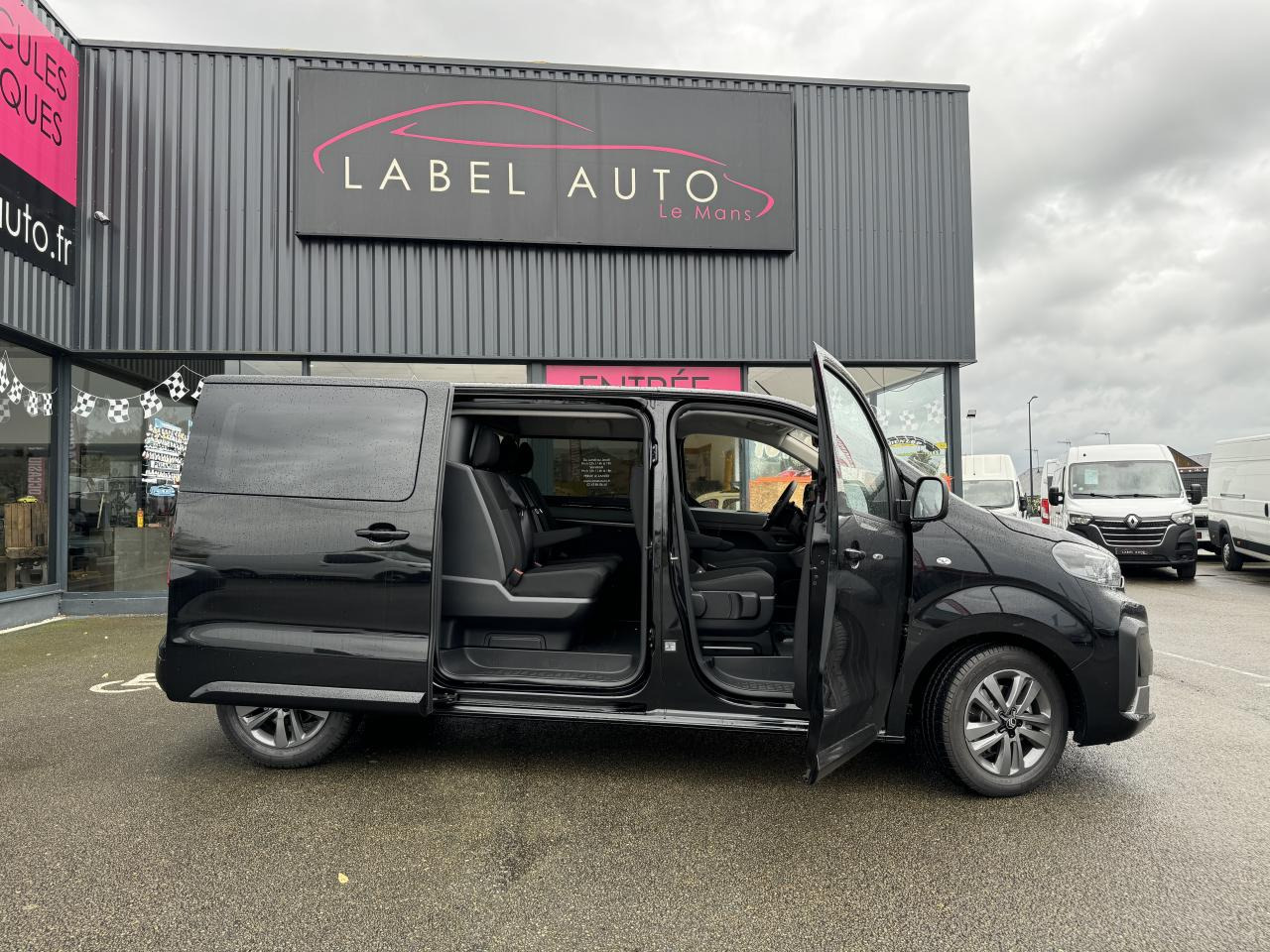 CITROEN jumpy M 2.0 BLUEHDI 180 S S EAT8 DOUBLE CABINE 5 PLACES - Panel van: picture 2 CITROEN jumpy M 2.0 BLUEHDI 180 S S EAT8 DOUBLE CABINE 5 PLACES - Panel van: picture 2