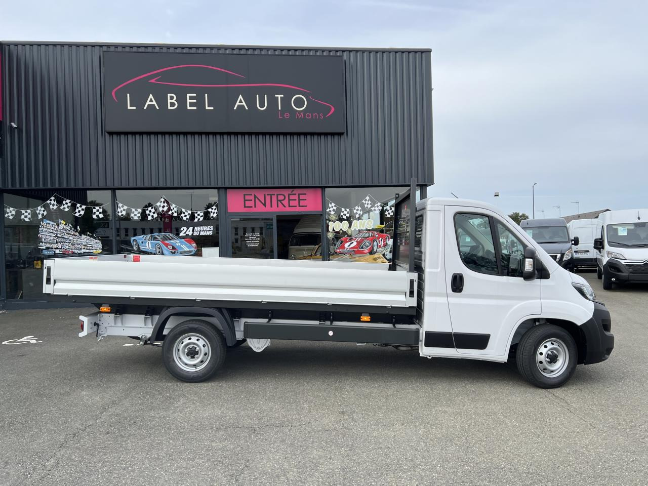 FIAT DUCATO 3T5 PLATEAU 4M20 2.3 MJT 140CH - Flatbed van: picture 1 FIAT DUCATO 3T5 PLATEAU 4M20 2.3 MJT 140CH - Flatbed van: picture 1