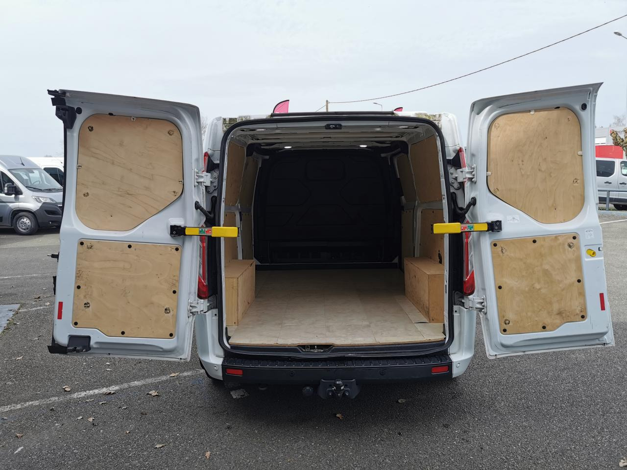 FORD TRANSIT CUSTOM L2H1 2.0 ECOBLUE 130 CH - Panel van: picture 3 FORD TRANSIT CUSTOM L2H1 2.0 ECOBLUE 130 CH - Panel van: picture 3