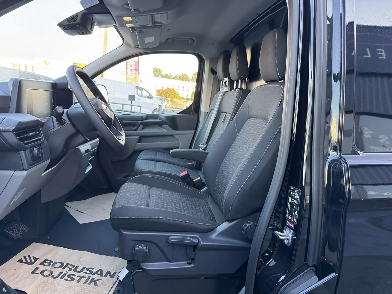 Ford Transit Custom 320 L2H1 2.0 ECOBLUE 170CH TREND BVA8 - Panel van: picture 4 Ford Transit Custom 320 L2H1 2.0 ECOBLUE 170CH TREND BVA8 - Panel van: picture 4