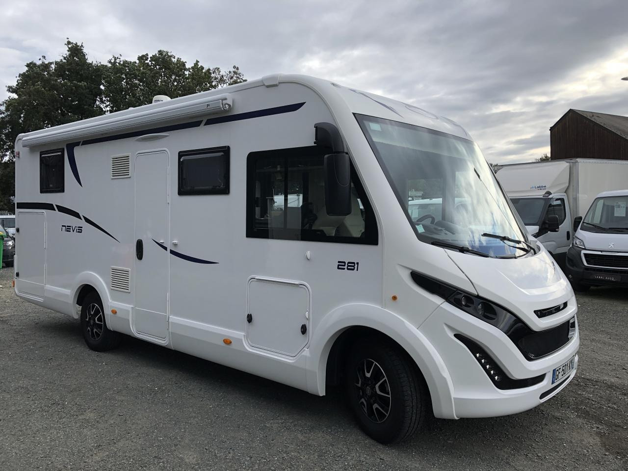 MC LOUIS NEVIS 281 - Integrated motorhome: picture 4 MC LOUIS NEVIS 281 - Integrated motorhome: picture 4