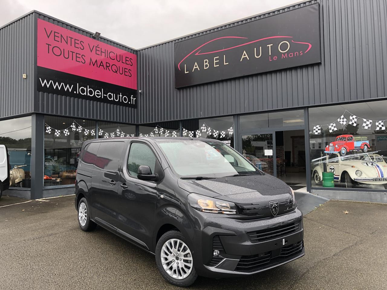 PEUGEOT Expert M 2.0 BLUE HDI 180CH EAT-8 - Panel van: picture 1 PEUGEOT Expert M 2.0 BLUE HDI 180CH EAT-8 - Panel van: picture 1