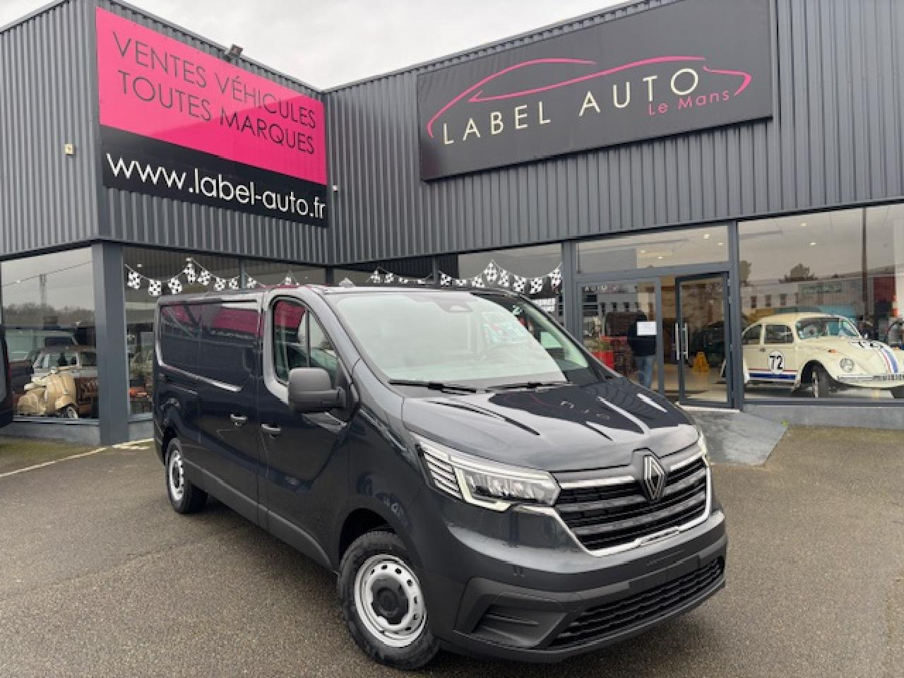 RENAULT Trafic L2H1 3000 Kg 2.0 Blue dCi - 150 - BV EDC Euro 6e III FOURGON Fourgon Grand Confort L2H1 PHAS - Panel van: picture 1 RENAULT Trafic L2H1 3000 Kg 2.0 Blue dCi - 150 - BV EDC Euro 6e III FOURGON Fourgon Grand Confort L2H1 PHAS - Panel van: picture 1
