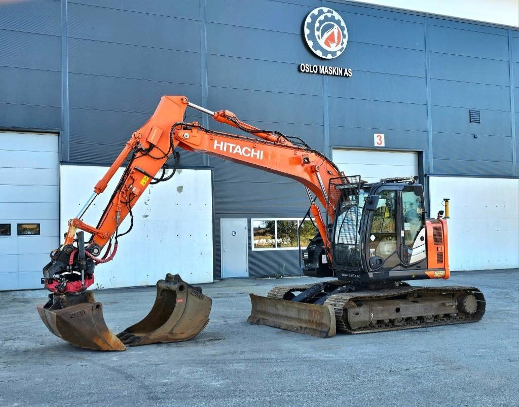 Hitachi ZX 135 US-6 - Crawler excavator: picture 1 Hitachi ZX 135 US-6 - Crawler excavator: picture 1
