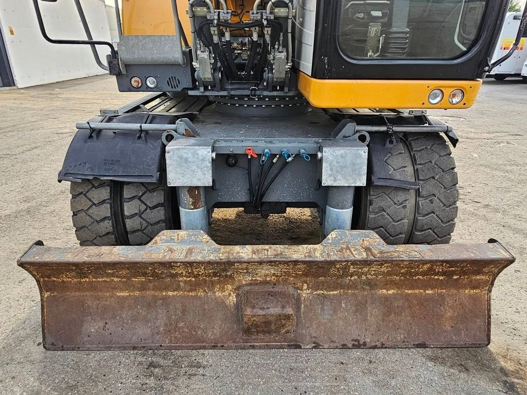 Wheel excavator Liebherr A 916: picture 11