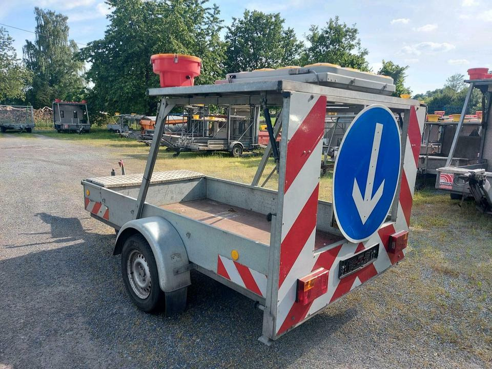 Trebbiner Absperrtafel Sperrwand Vz616 Nissen Horizont vz615 - Trailer: picture 3 Trebbiner Absperrtafel Sperrwand Vz616 Nissen Horizont vz615 - Trailer: picture 3