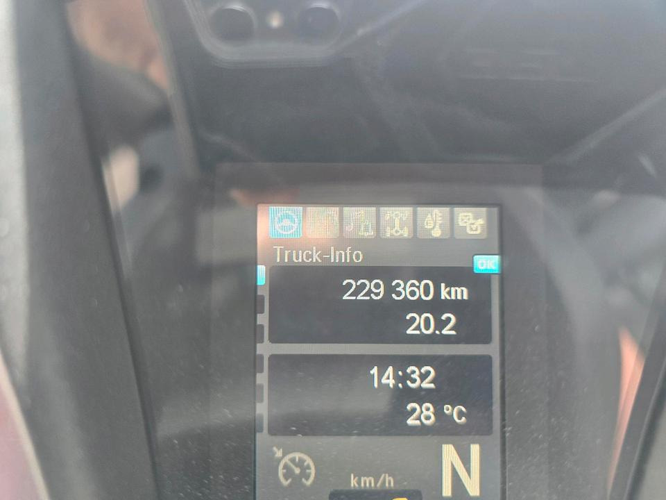 Camper van Unimog U 318 Wohnmobil Expeditionsfahrzeug euro 6 Blue tec UGE UGN Leerkabine U318 EAS Mercedes-Benz: picture 12 Camper van Unimog U 318 Wohnmobil Expeditionsfahrzeug euro 6 Blue tec UGE UGN Leerkabine U318 EAS Mercedes-Benz: picture 12