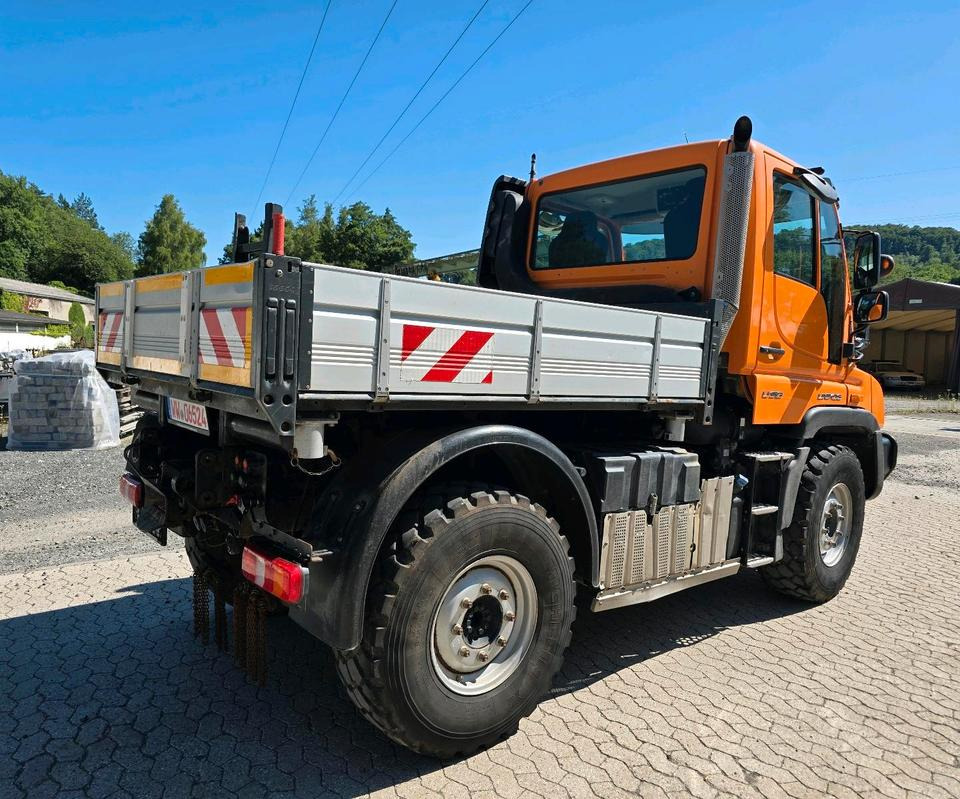 Unimog U318 NKS-F-UGE-42 Mercedes-Benz 405/10 405/12 UGE Mercedes-Benz U 318 323 327 423 427 429 430 EasyDrive Variopilot - Snow removal vehicle: picture 4 Unimog U318 NKS-F-UGE-42 Mercedes-Benz 405/10 405/12 UGE Mercedes-Benz U 318 323 327 423 427 429 430 EasyDrive Variopilot - Snow removal vehicle: picture 4