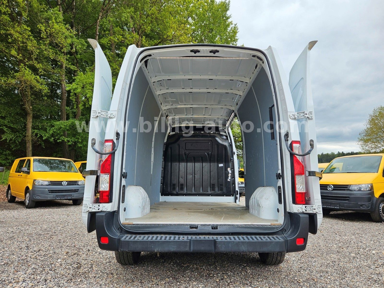 Renault Master EURO 6 *Klima*EU6*Bluetooth*Kamera*MAXI - Passenger van: picture 5 Renault Master EURO 6 *Klima*EU6*Bluetooth*Kamera*MAXI - Passenger van: picture 5