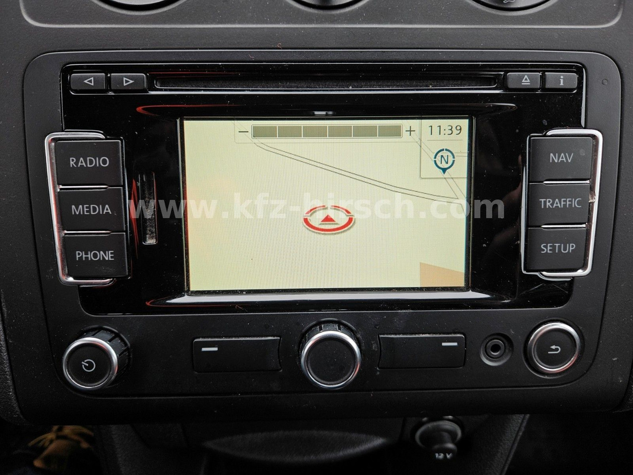 Volkswagen Caddy 2.0TDI Temp Sithz NAVI Bluet. 2xSchiebetür - Car: picture 5 Volkswagen Caddy 2.0TDI Temp Sithz NAVI Bluet. 2xSchiebetür - Car: picture 5