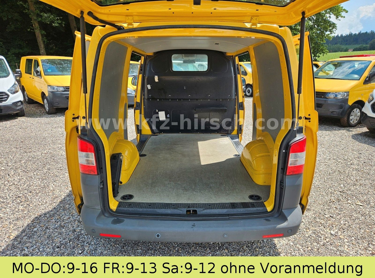 Passenger van Volkswagen T5 Transporter 2.0TDI EU5 Tempomat BlueMotion: picture 9 Passenger van Volkswagen T5 Transporter 2.0TDI EU5 Tempomat BlueMotion: picture 9