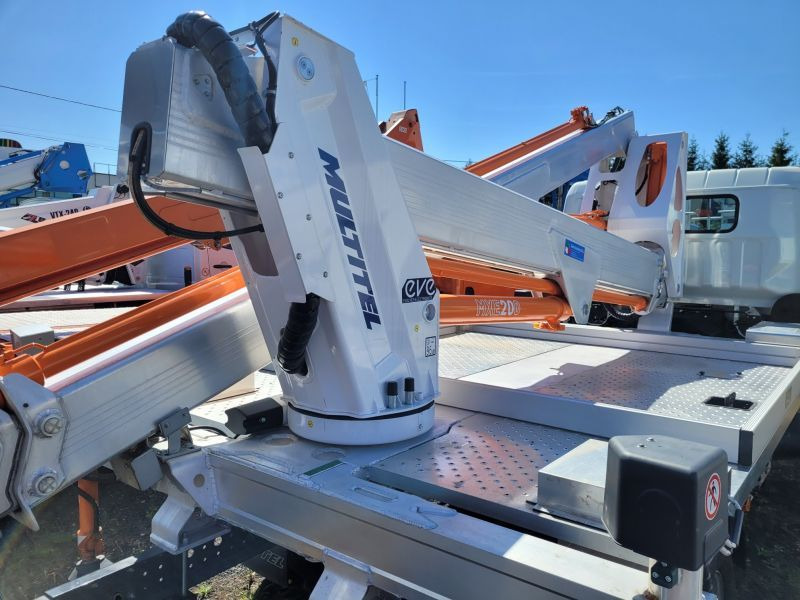 Mitsubishi Canter Fuso 3C13 podnośnik koszowy 20 m Multitel MXE200 - Truck mounted aerial platform: picture 5 Mitsubishi Canter Fuso 3C13 podnośnik koszowy 20 m Multitel MXE200 - Truck mounted aerial platform: picture 5