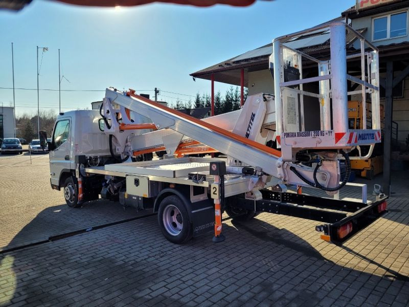 Mitsubishi Canter Fuso 3C13 podnośnik koszowy 20 m Multitel MXE200 bucket truck boom lift - Truck mounted aerial platform: picture 5 Mitsubishi Canter Fuso 3C13 podnośnik koszowy 20 m Multitel MXE200 bucket truck boom lift - Truck mounted aerial platform: picture 5