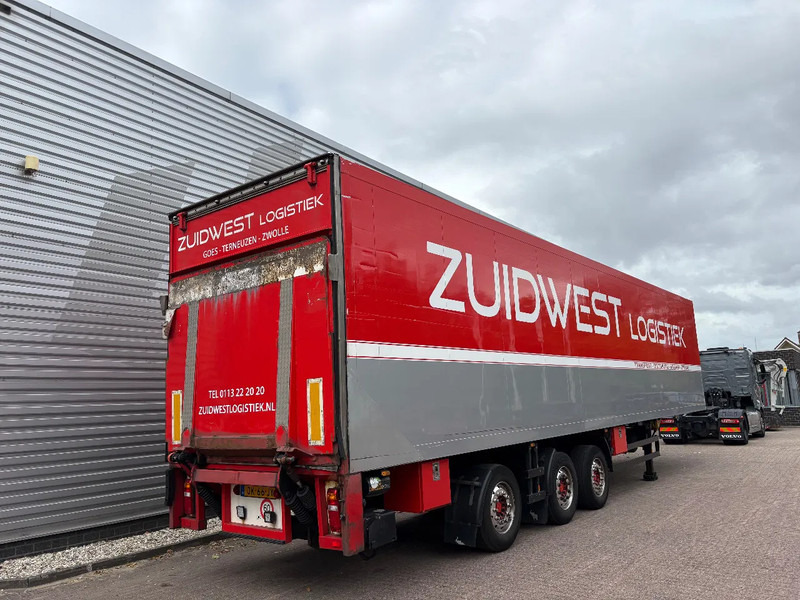 Schmitz Cargobull SKO 24 / SAV ASSEN / DHOLLANDIA 3000 kg / CARRIER MAXIMA 1300 / 1x stuuras / - Refrigerator semi-trailer: picture 4 Schmitz Cargobull SKO 24 / SAV ASSEN / DHOLLANDIA 3000 kg / CARRIER MAXIMA 1300 / 1x stuuras / - Refrigerator semi-trailer: picture 4