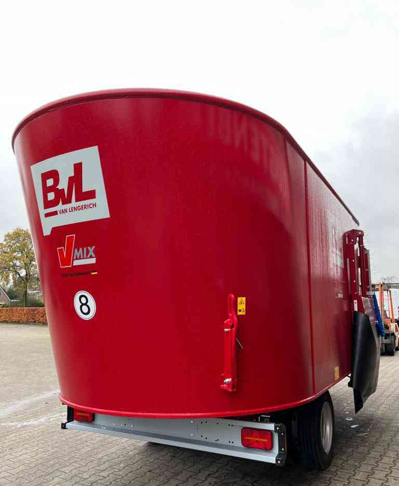 BVL V-Mix Plus 22-2S Voermengwagen. - Forage mixer wagon: picture 4 BVL V-Mix Plus 22-2S Voermengwagen. - Forage mixer wagon: picture 4