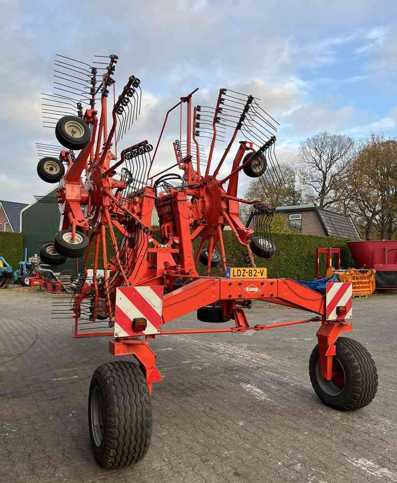 Kuhn GA 8521 zwadhark zwiller rugger rake weidebouwmachines - Tedder/ Rake: picture 5 Kuhn GA 8521 zwadhark zwiller rugger rake weidebouwmachines - Tedder/ Rake: picture 5