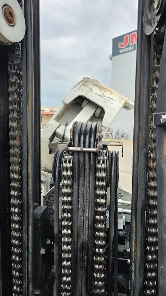 Electric forklift CAT EP 35N HIGH SPEC 5VALVES: picture 19