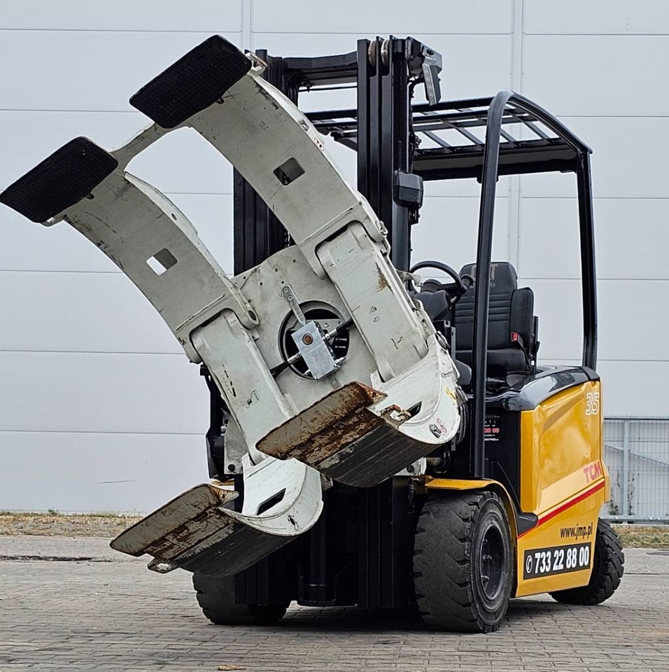 Electric forklift CAT EP 35N HIGH SPEC 5VALVES: picture 8