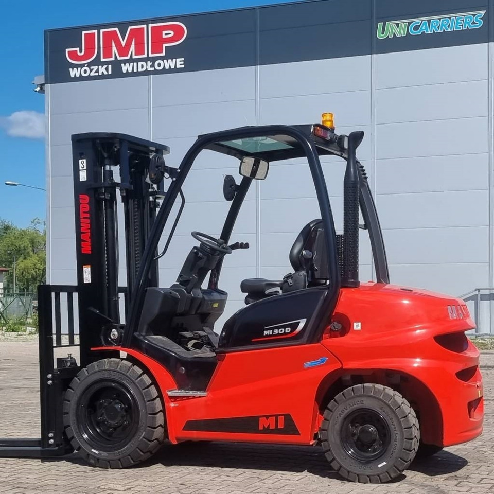 Manitou MI 30 D UNUSED TRIPLEX !! SALE - Diesel forklift: picture 5 Manitou MI 30 D UNUSED TRIPLEX !! SALE - Diesel forklift: picture 5