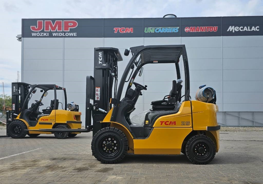TCM FGE25-E2 UNUSED TRIPLEX 4700mm - LPG forklift: picture 4 TCM FGE25-E2 UNUSED TRIPLEX 4700mm - LPG forklift: picture 4