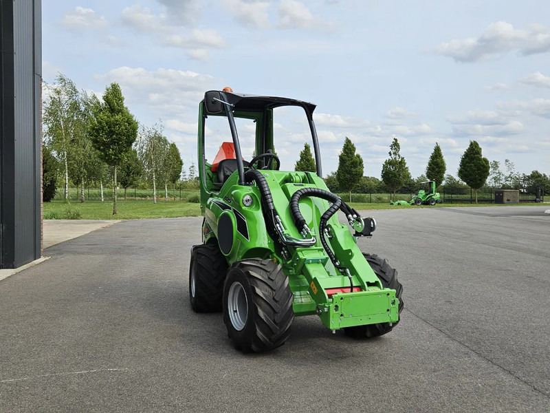 Compact track loader Avant 635i Rental mini-shovel: picture 10