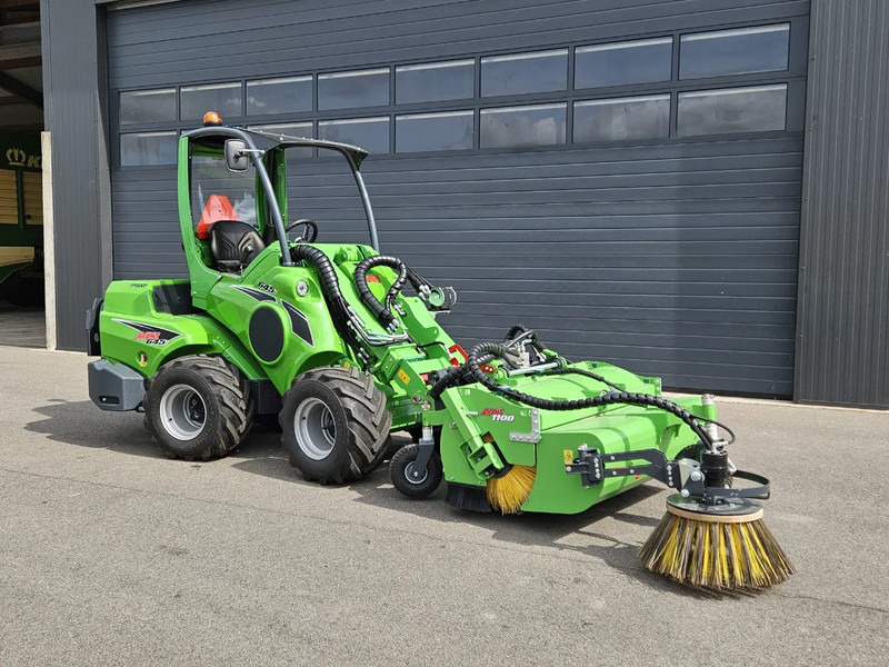 Avant 645i Rental mini-shovel - Compact track loader: picture 1 Avant 645i Rental mini-shovel - Compact track loader: picture 1