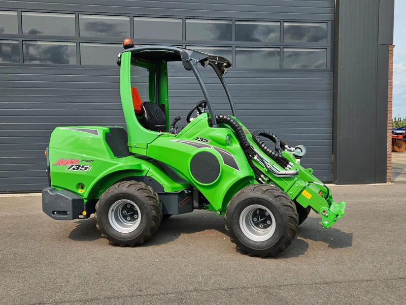 Avant 735i TDL + mini-shovel - Compact track loader: picture 2 Avant 735i TDL + mini-shovel - Compact track loader: picture 2