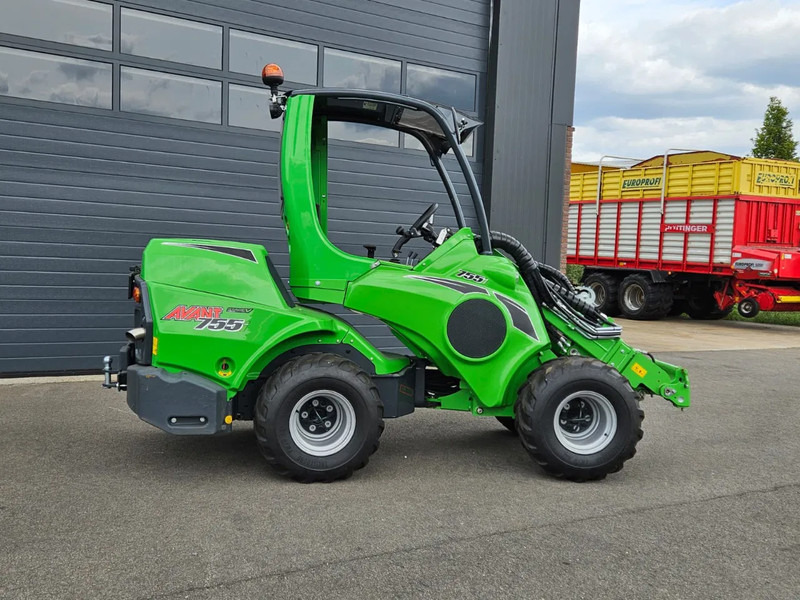 Avant 755i TDL+ mini-shovel - Compact track loader: picture 3 Avant 755i TDL+ mini-shovel - Compact track loader: picture 3