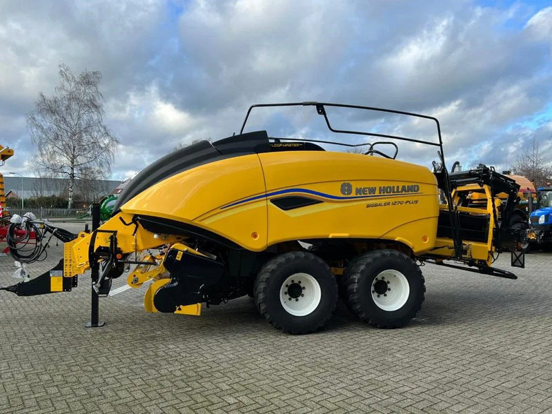 Square baler New Holland Bigbaler 1270 plus: picture 12 Square baler New Holland Bigbaler 1270 plus: picture 12