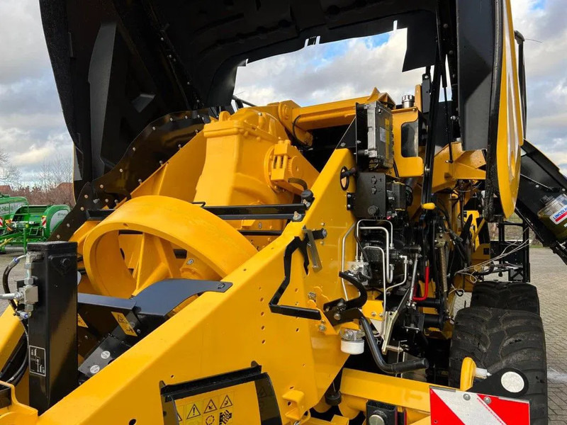 Square baler New Holland Bigbaler 1270 plus: picture 16 Square baler New Holland Bigbaler 1270 plus: picture 16