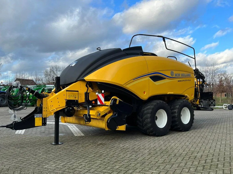 Square baler New Holland Bigbaler 1270 plus: picture 11 Square baler New Holland Bigbaler 1270 plus: picture 11