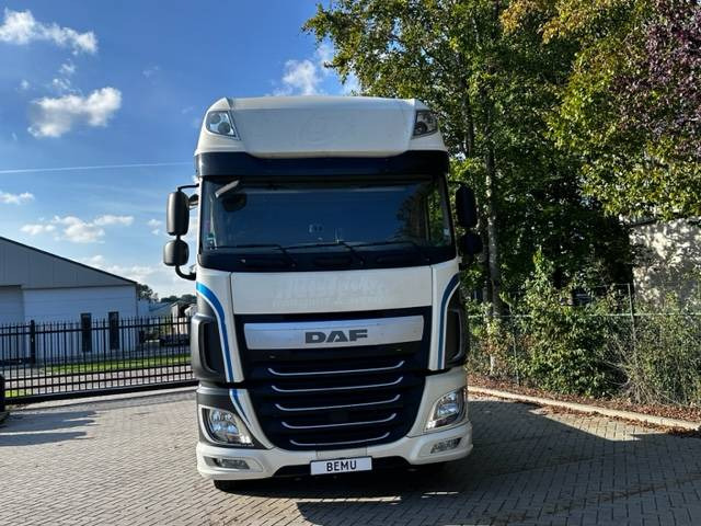 Tractor unit DAF XF 106 460 Super Space Cab 780.000km: picture 18