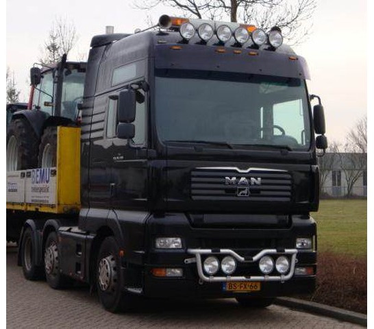 MAN TGA 26.530 - Tractor unit: picture 1 MAN TGA 26.530 - Tractor unit: picture 1