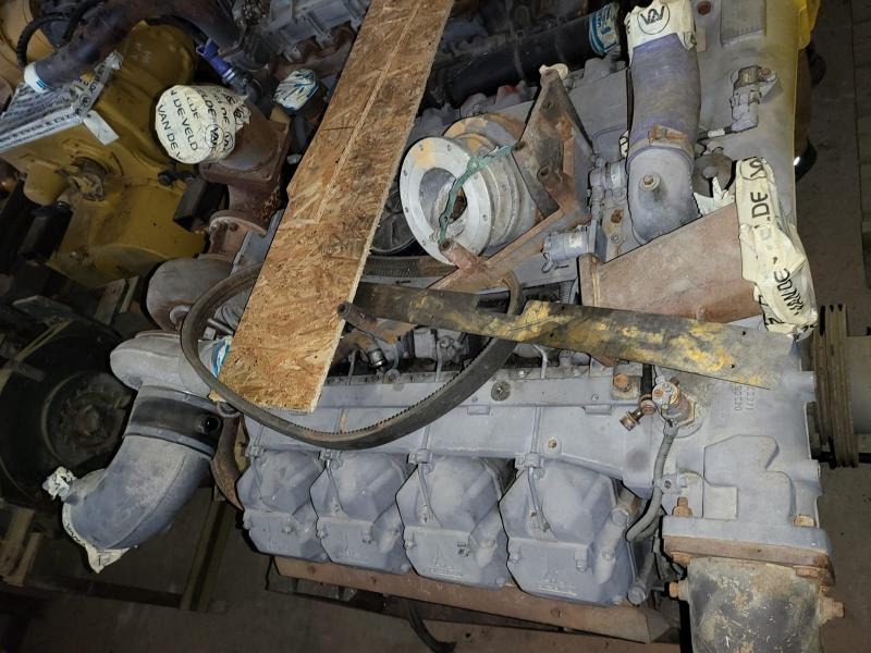 Deutz CD 2015 V08 - Engine for Construction machinery: picture 3 Deutz CD 2015 V08 - Engine for Construction machinery: picture 3