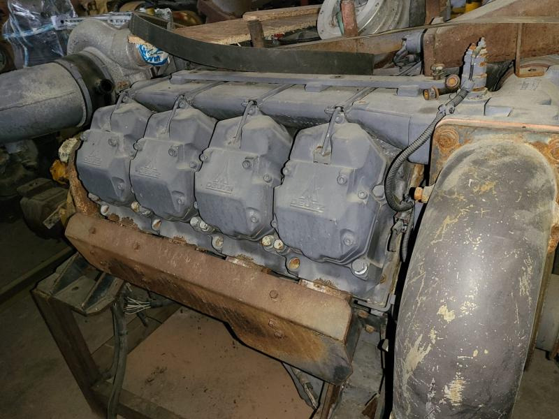 Deutz CD 2015 V08 - Engine for Construction machinery: picture 2 Deutz CD 2015 V08 - Engine for Construction machinery: picture 2