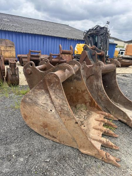 Crawler excavator Jcb JS160 NLC: picture 35