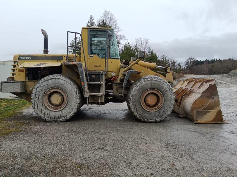 Komatsu WA420 - Wheel loader: picture 5 Komatsu WA420 - Wheel loader: picture 5