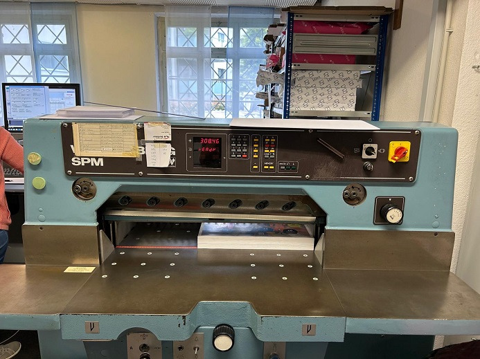 WOHLENBERG 76 - Paper cutting machine: picture 2 WOHLENBERG 76 - Paper cutting machine: picture 2