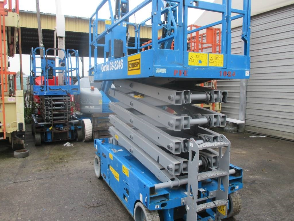 Scissor lift Genie GS 3246: picture 8 Scissor lift Genie GS 3246: picture 8