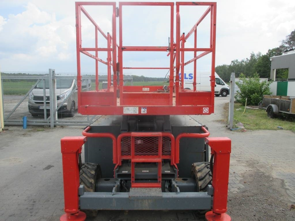 SkyJack SJ 6832 RT  - Scissor lift: picture 4 SkyJack SJ 6832 RT  - Scissor lift: picture 4