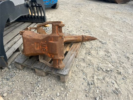Dent de deroctage Morin M6 - Ripper for Construction machinery: picture 4 Dent de deroctage Morin M6 - Ripper for Construction machinery: picture 4