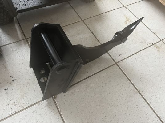 Dent de déroctage pour mini pelle - Ripper: picture 1 Dent de déroctage pour mini pelle - Ripper: picture 1