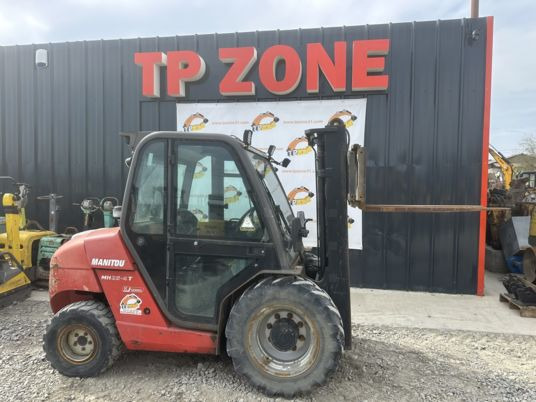 Manitou MH25-4 4X4 à 23500 € HT - Rough terrain forklift: picture 1 Manitou MH25-4 4X4 à 23500 € HT - Rough terrain forklift: picture 1