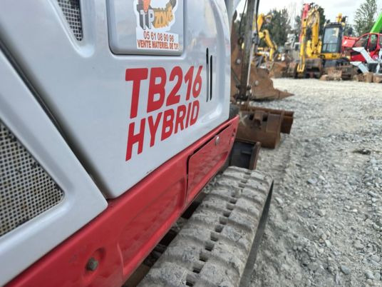 Takeuchi TB216 HYBRID à 18500€ ht - Mini excavator: picture 5 Takeuchi TB216 HYBRID à 18500€ ht - Mini excavator: picture 5