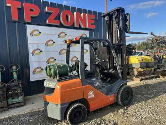 Toyota Tonero 35 à 19900 Euros HT - LPG forklift: picture 5 Toyota Tonero 35 à 19900 Euros HT - LPG forklift: picture 5