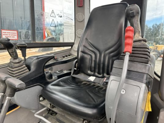 Crawler excavator Volvo ECR88D: picture 7