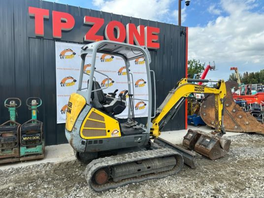 Wacker Neuson ET24  -  Canopy  -  Attache rapide hydraulique - Mini excavator: picture 5 Wacker Neuson ET24  -  Canopy  -  Attache rapide hydraulique - Mini excavator: picture 5