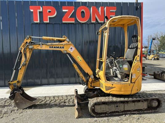 Mini excavator Yanmar VIO20-4 Canopy: picture 6